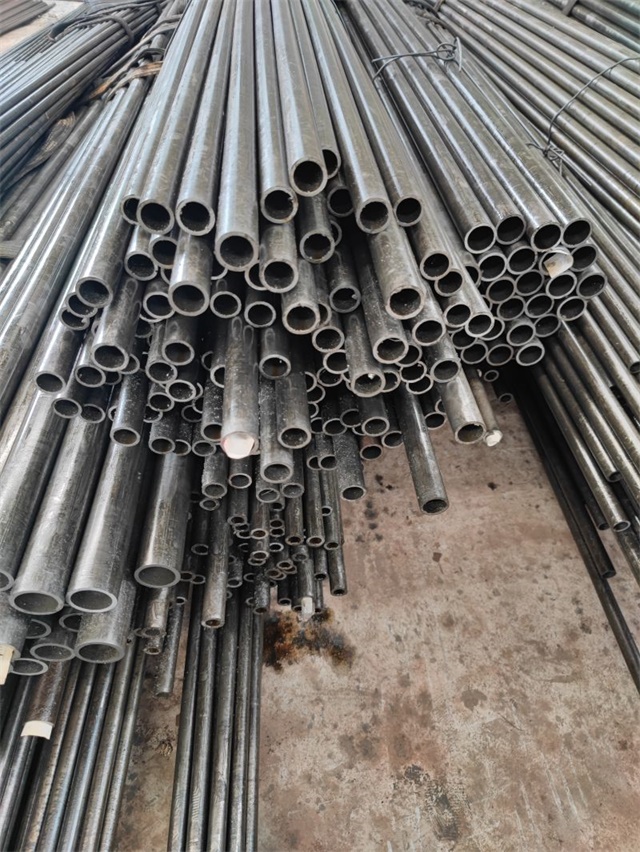 日照精密光亮无缝钢管厂